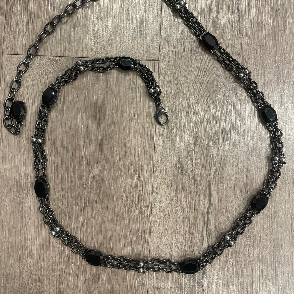 Elegant Black and Silver Necklace